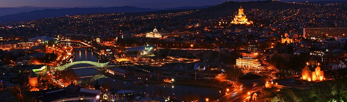 חפש והזמן את הצעות הטיסה הטובות ביותר מ-טביליסי